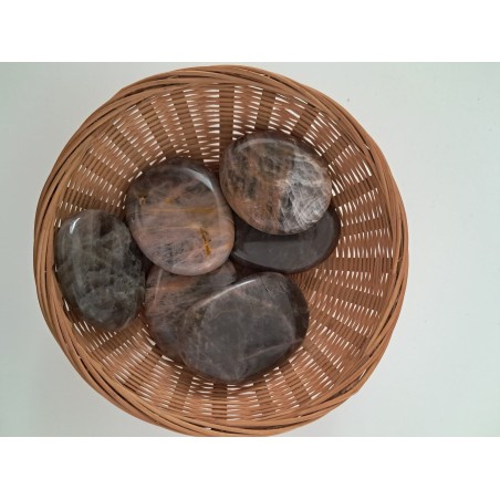 Pierre plate pierre de lune noire AA 30 à 50mm (1 pièce)