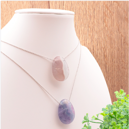 Pendentif pierre percée forme goutte fluorine multicolore claire (1 pièce)